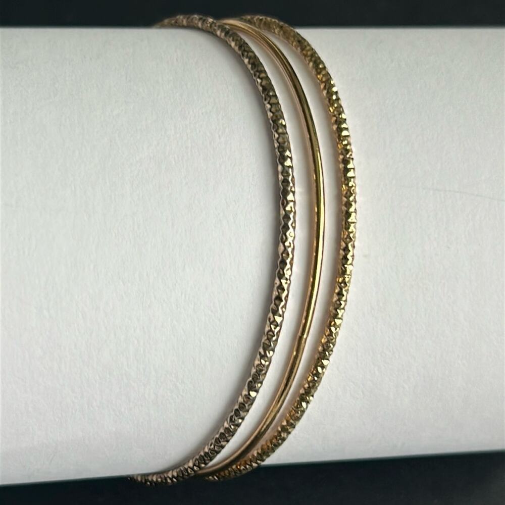 Women’s vintage dainty‎ set of 3 gold tone bangle bracelets one size